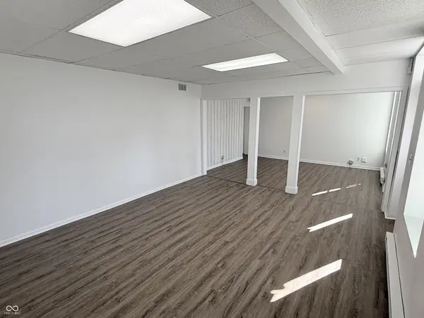 108 E Main ST, Plainfield, IN 46168
