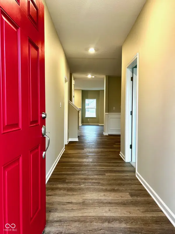 9789 Mystic Sun CT, Fishers, IN 46040