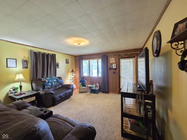 7337 E 1st DR, Riley, IN 47871