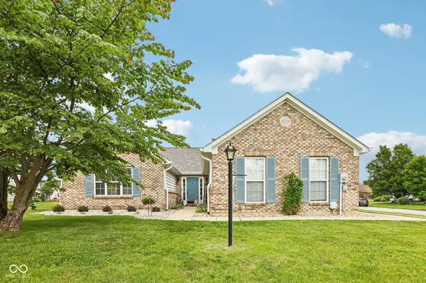 642 Crossfield DR, Indianapolis, IN 46239