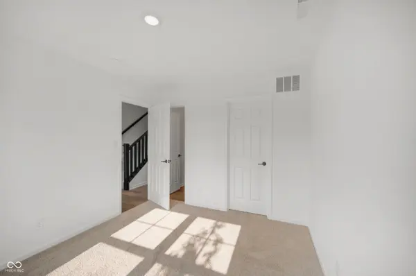 4453 Yellowwood AVE, Brownsburg, IN 46112