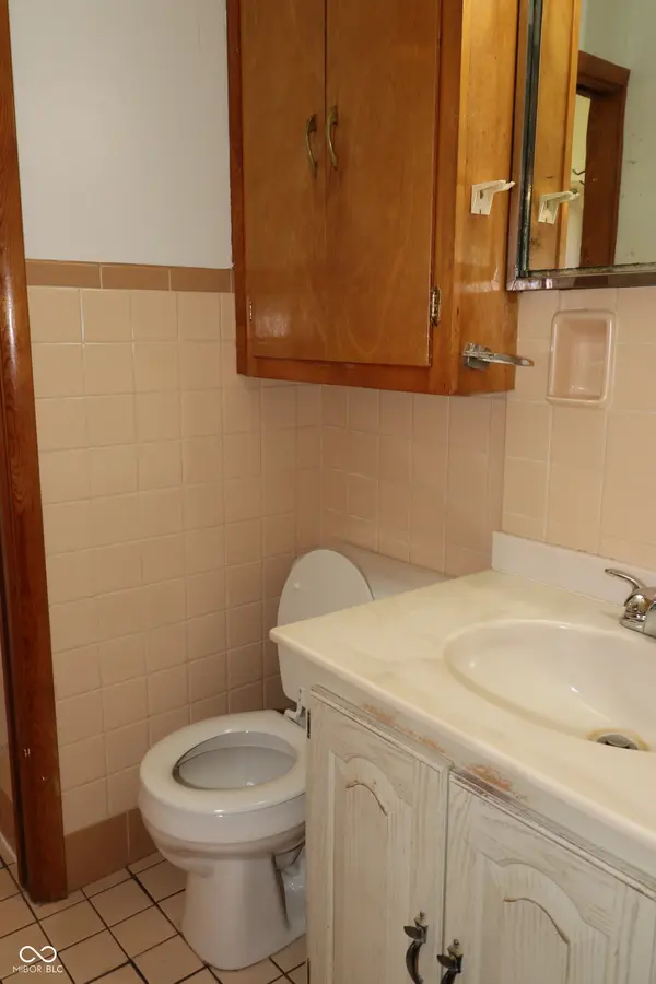 112 S 2nd ST, Batesville, IN 47006