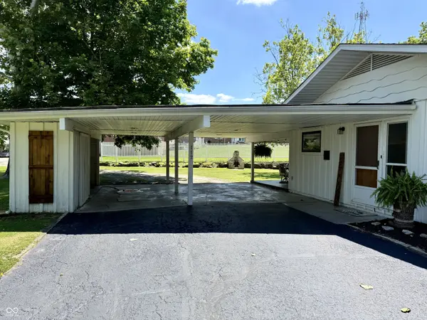 112 S 2nd ST, Batesville, IN 47006