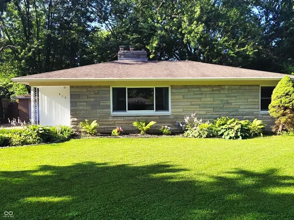 915 Southwood DR, Indianapolis, IN 46227