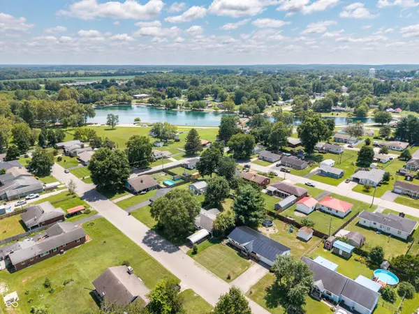 741 Wanda ST, Scottsburg, IN 47170