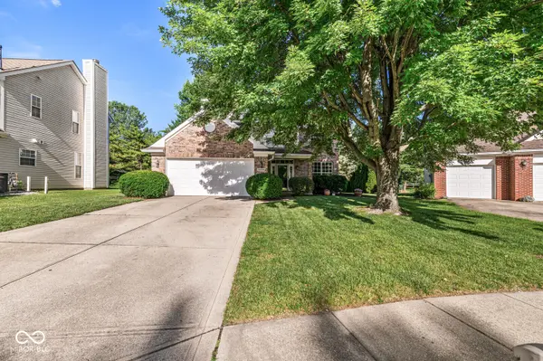 10824 Madeline CT, Fishers, IN 46037