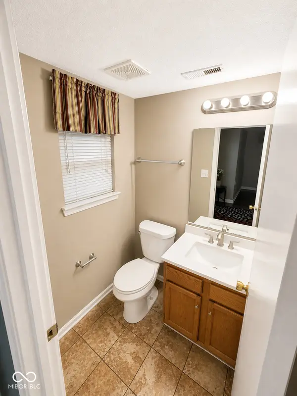 4060 Crabtree, Indianapolis, IN 46235