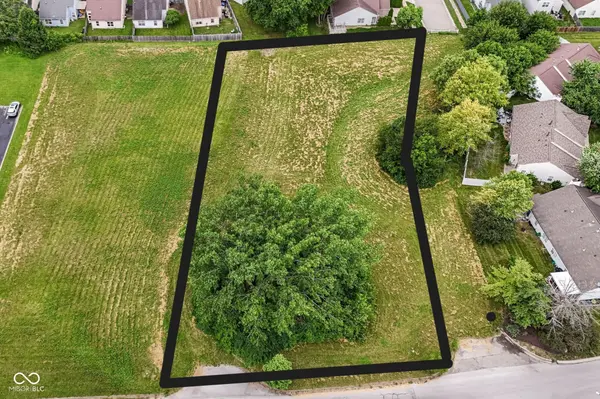 5680 Eden Village DR, Indianapolis, IN 46254