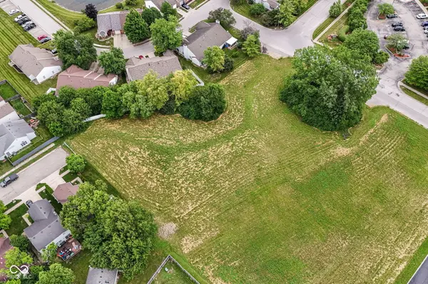 5680 Eden Village DR, Indianapolis, IN 46254