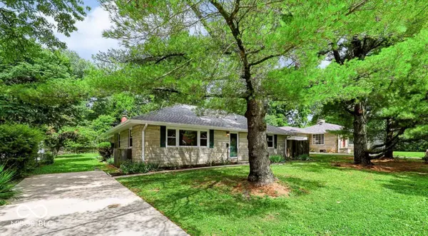 824 S Eastside DR, Bloomington, IN 47401