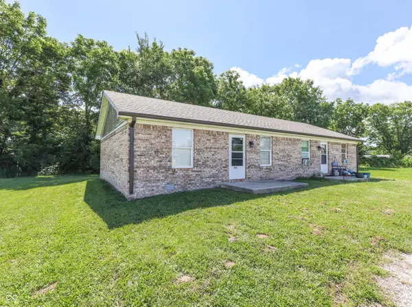 1145-1155 Leota DR, Martinsville, IN 46151