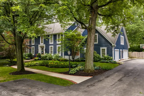 8114 Meadowbrook DR, Indianapolis, IN 46240