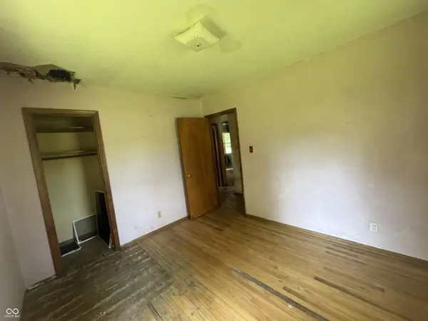 2324 E Thompson, Indianapolis, IN 46227