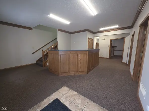 1637 W County Line RD #Ste D, Greenwood, IN 46142