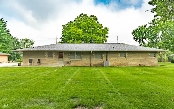 8071 Allisonville RD, Indianapolis, IN 46250