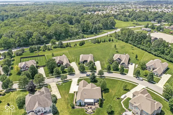 9208 Branch View DR, Indianapolis, IN 46234