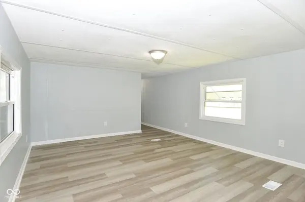 608 White ST, Shirley, IN 47384