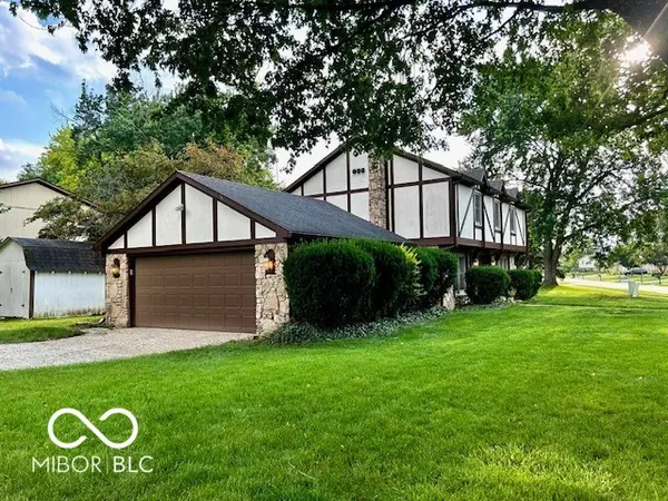 117 Meadow LN, Fishers, IN 46038