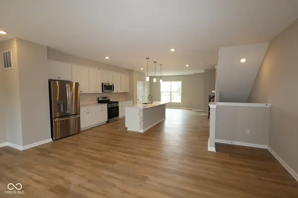5696 Boynton DR, Noblesville, IN 46062