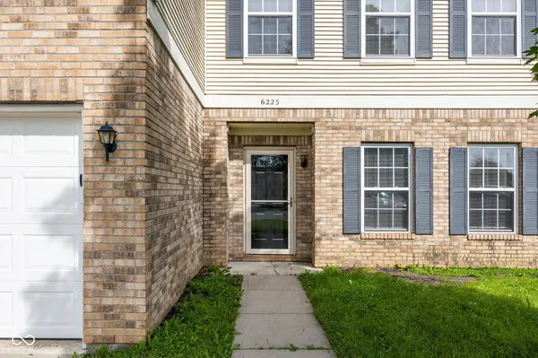 6225 White Rabbit PL, Indianapolis, IN 46235