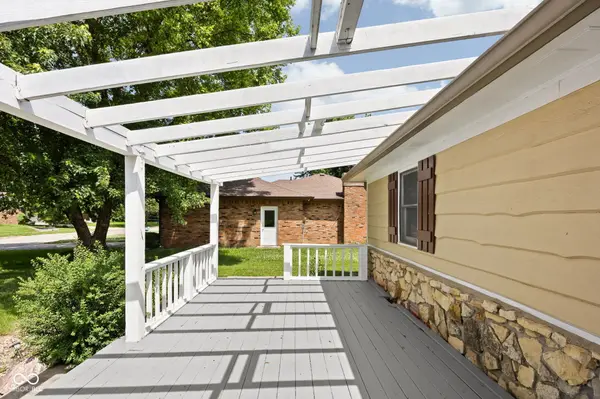 721 Pioneer DR, Indianapolis, IN 46217