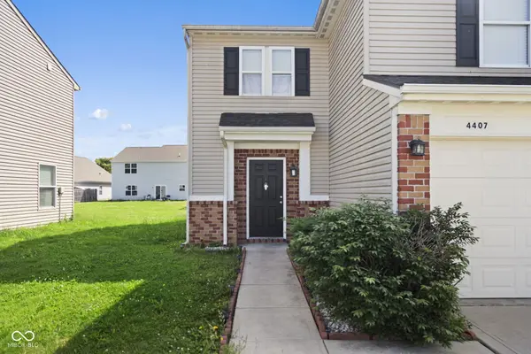4407 Bellchime DR, Indianapolis, IN 46235