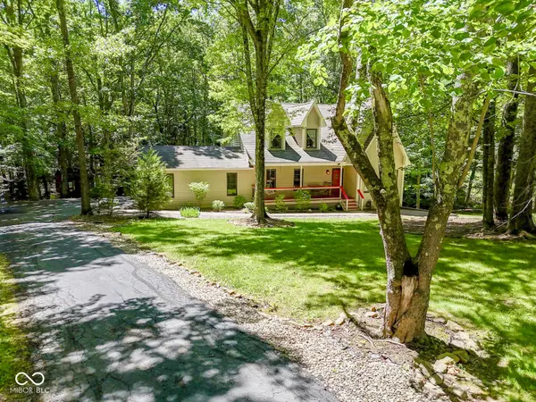 8194 Center Lake RD, Nineveh, IN 46164