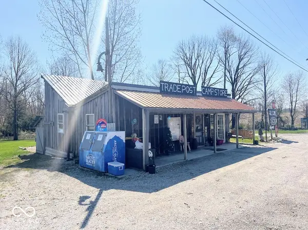 3559 N Us Highway 41, Bloomingdale, IN 47832