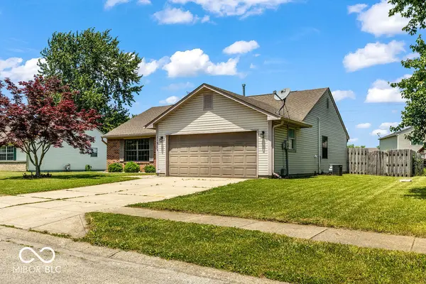 11904 Hartland DR, Indianapolis, IN 46229