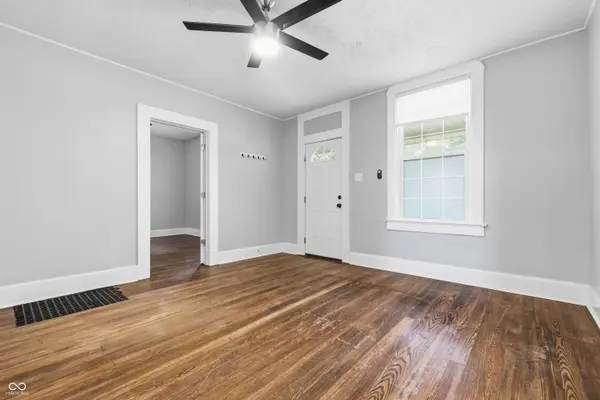 1205 Wade ST, Indianapolis, IN 46203