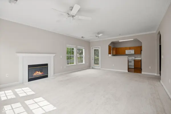 1423 Sierra Spring #A, Carmel, IN 46280