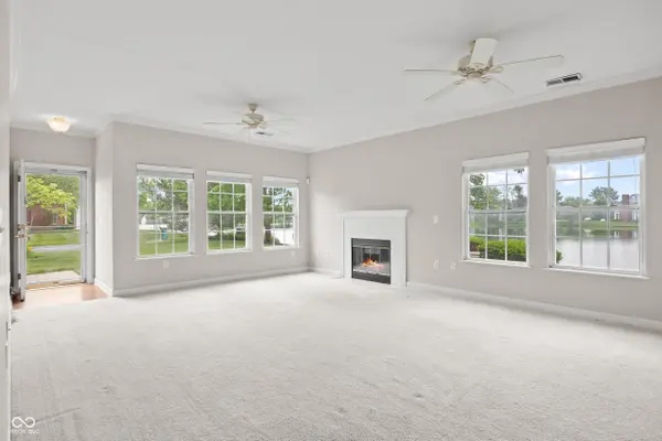 1423 Sierra Spring #A, Carmel, IN 46280