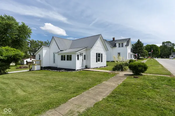 305 S Madison ST, Darlington, IN 47940