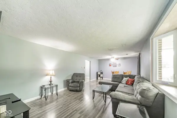 2916 Country Estates DR, New Castle, IN 47362