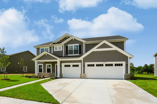 8657 Meadowlands CT, Plainfield, IN 46168