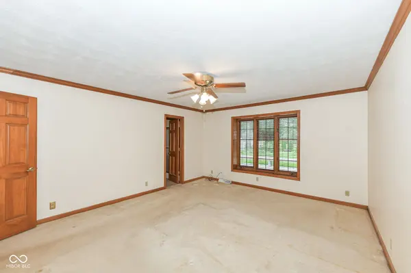 7062 W Christian DR, New Palestine, IN 46163