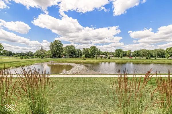 7202 Wooden Grange DR, Indianapolis, IN 46259