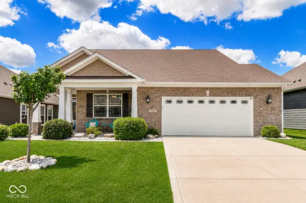 7202 Wooden Grange DR, Indianapolis, IN 46259
