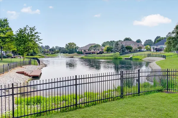 3256 Waterside CT, Greenwood, IN 46143