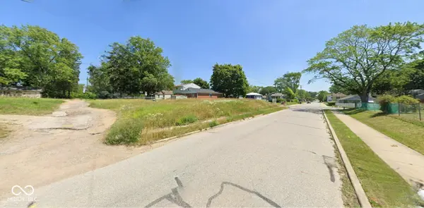 2503 Humboldt ST, South Bend, IN 46628