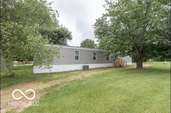 359 Gentlemen PL, Cloverdale, IN 46120