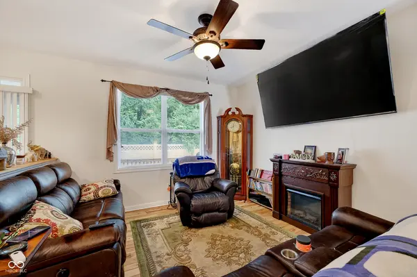 1502 Hideaway DR, Brownsburg, IN 46112