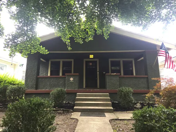 715 Wallace AVE, Indianapolis, IN 46201