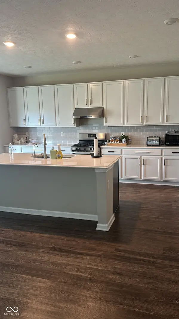 1022 Long Stand, Greenwood, IN 46143