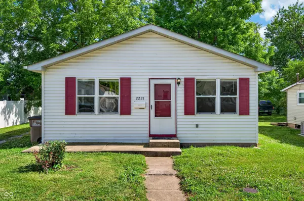 2231 Mapleton CT, Columbus, IN 47201