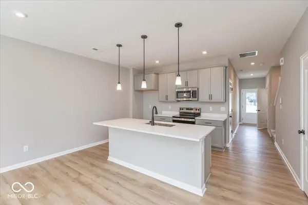 6145 Mill Hill WAY #320-401, Mccordsville, IN 46055