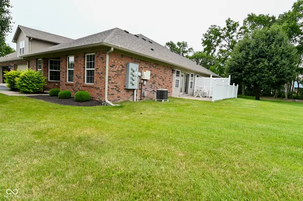 6033 Carriage Corner, Indianapolis, IN 46237