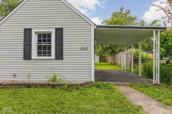 2207 Albany ST, Indianapolis, IN 46203