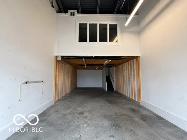 15295 Endeavor DR #400, Noblesville, IN 46060