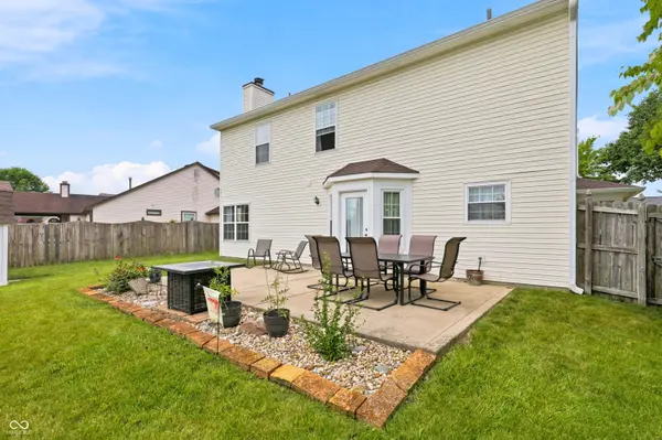 205 Easton Point WAY, Greenwood, IN 46142